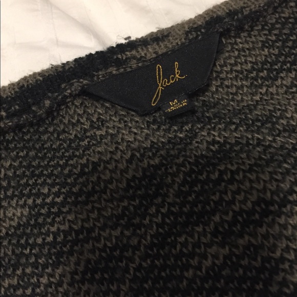 Tribal print sweater - Picture 3 of 3